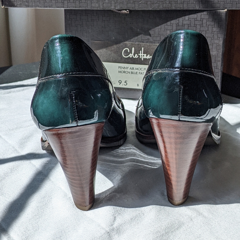 Cole Haan Nike Air sole Moroccan Blue Patent Leather Heels - Picture 4 of 11